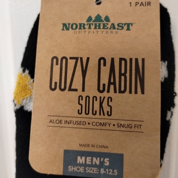 *5 for $20* Cozy Cabin beer mug socks - Picture 4 of 6